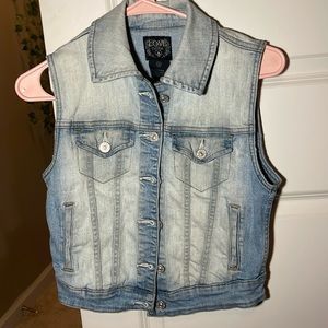 LOVE Culture Denim Vest!
